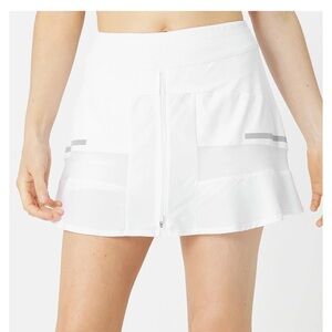 Women’s Lucky in Love White Tech Long Sprint Mesh Athletic Skort Size Medium